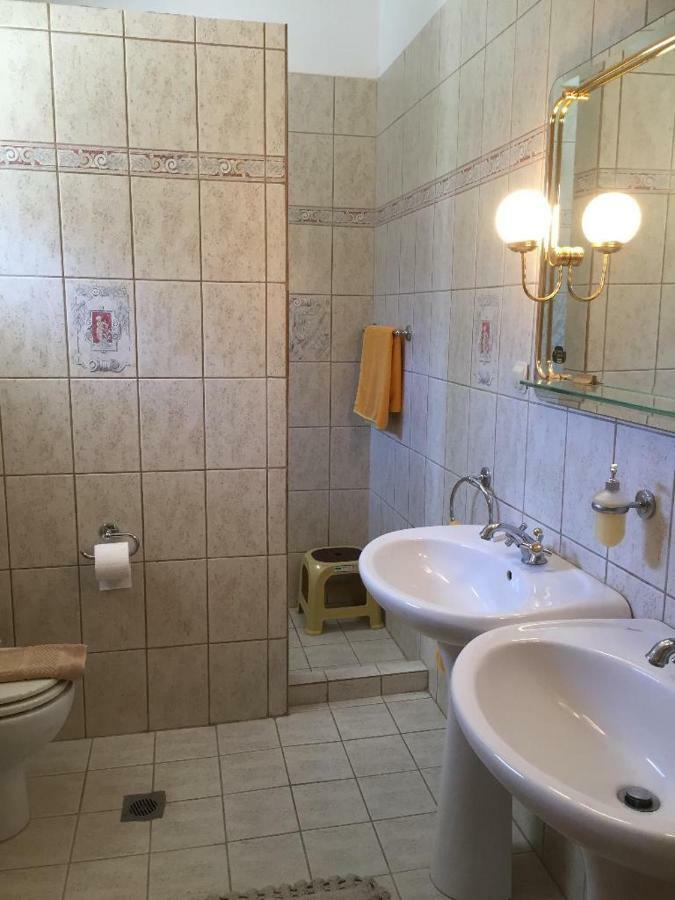 Villas Alexandros Petrino 칼라마키 외부 사진