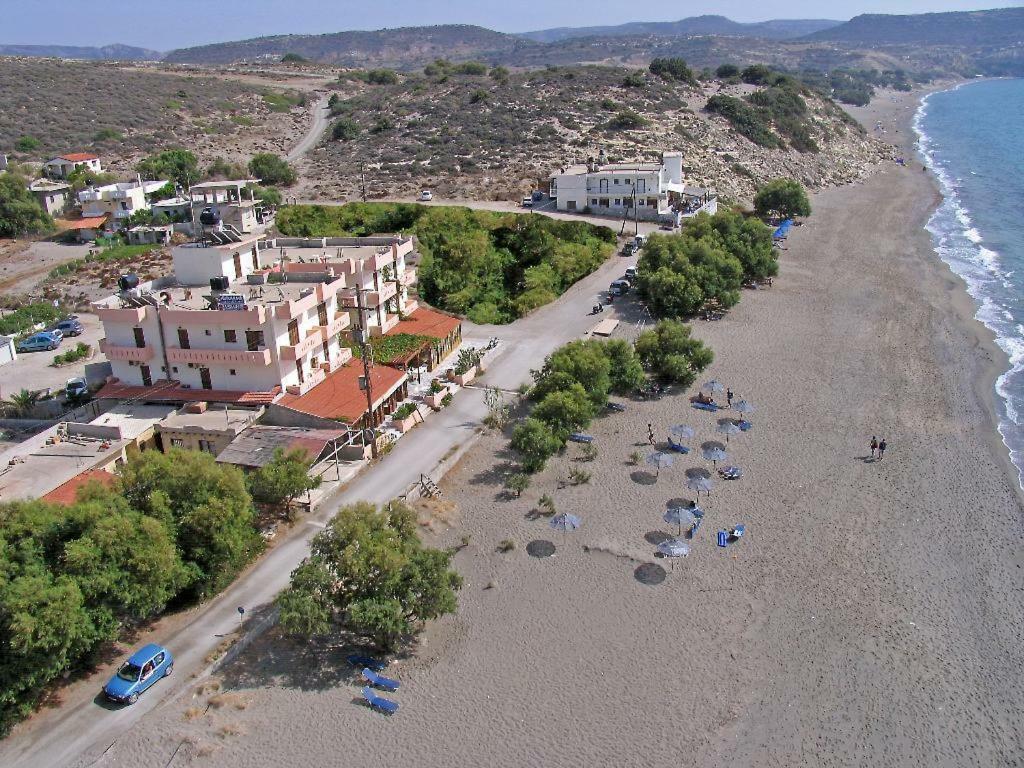 Villas Alexandros Petrino 칼라마키 외부 사진